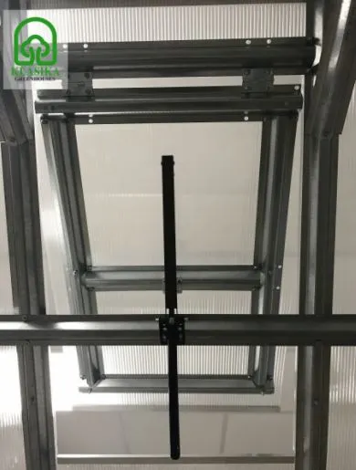 Stoglangis/orlaidė KLASIKA HOUSE su automatiniu atidarytuvu (48 x 69 cm)