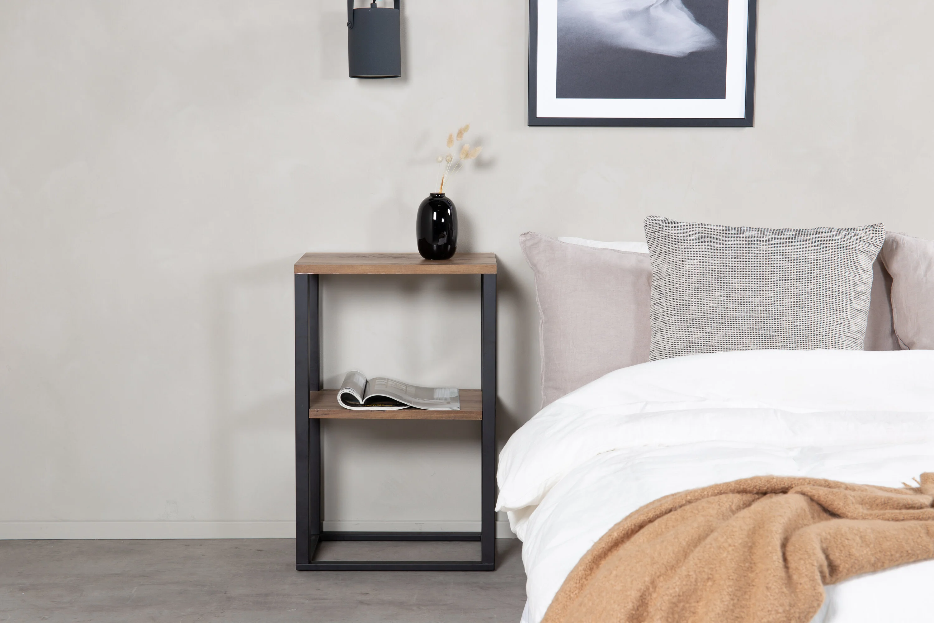 Šoninis staliukas Pakilimas